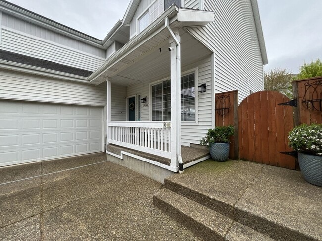 Photo - Elegant 5BR + Bonus Room Home with Bay Windows, Entertainment Room & Oversized Primary Retreat