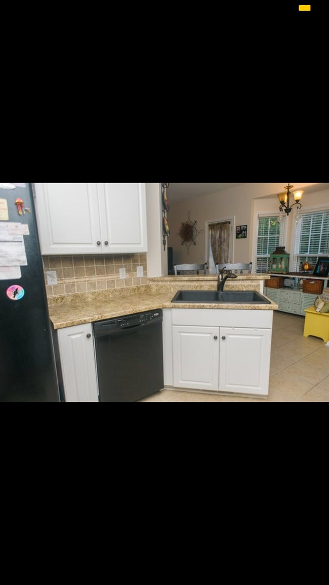 Photo - 210 Northridge drive