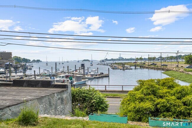 49 Seaview Ave Unit 2