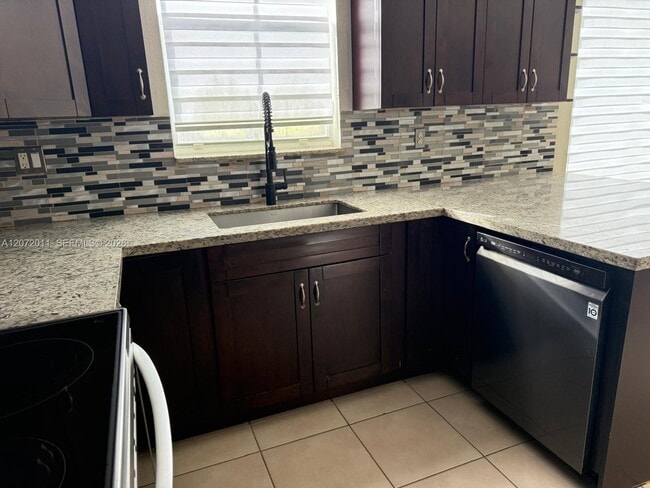 Photo - 14949 SW 8th Terrace