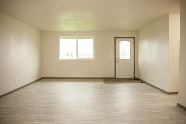 Photo - Amazing 3bed 2 bath home in the heart of Bonanza.