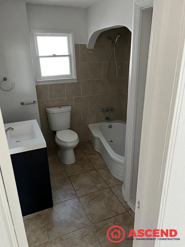 Photo - Spacious 3BD/1.5BA Home in Bakersfield's 93308 — Garage, Water Included & Small Pets Welcome!