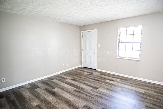 Photo - 129 Hillcrest Dr Unit 8