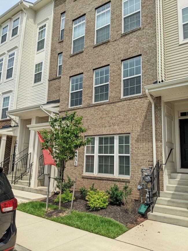 New Build ground level (two story) Condo i... - New Build ground level (two story) Condo i...