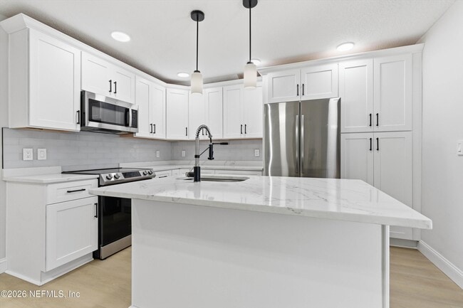 Photo - 10407 Big Tree Cir W