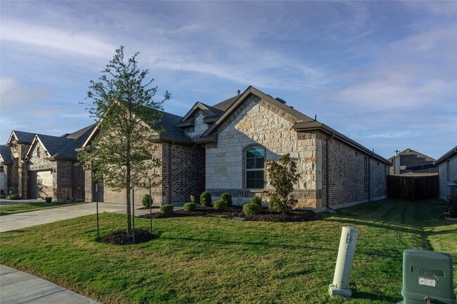 Photo - 1017 Lake Cypress Ln