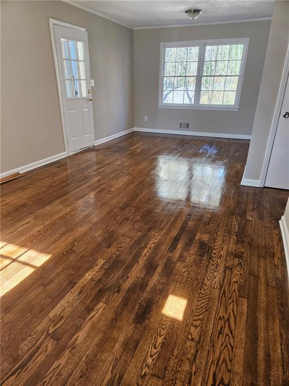 Photo - 2450 Forrest Dr NW