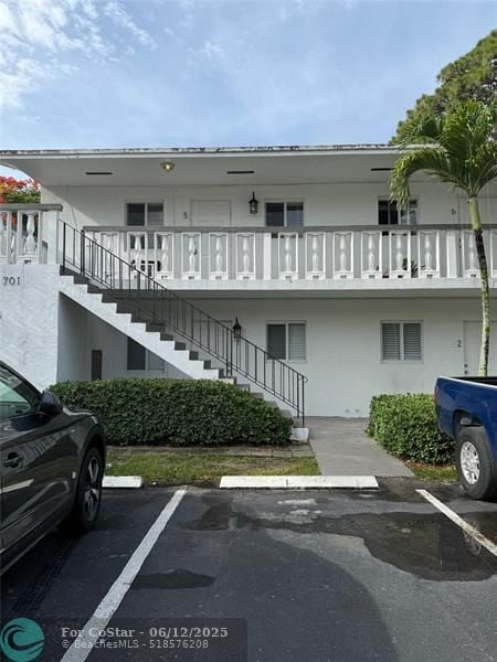 Photo - 701 SW 14th Ave Apartment Unit 5