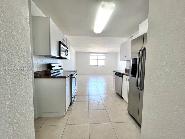 Photo - 401 69th St Unit 1403