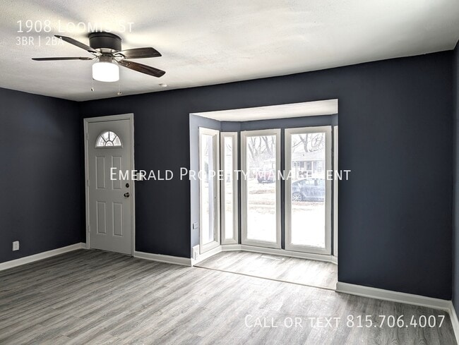 Photo - 1908 Loomis St