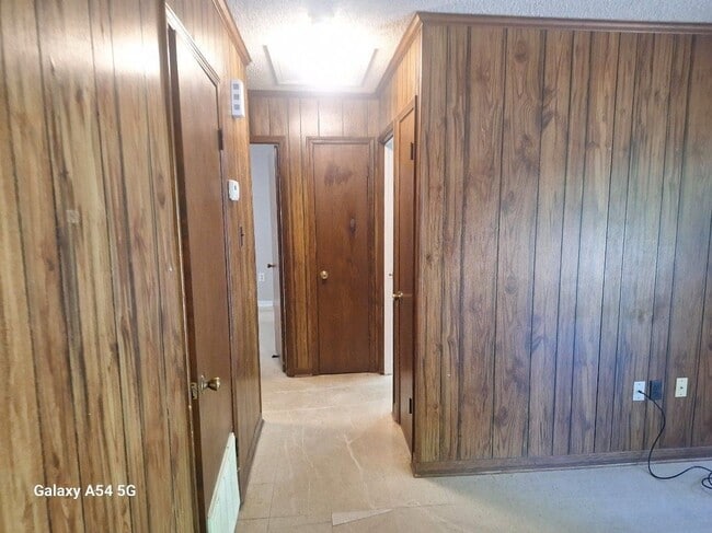 Photo - 2207 Wolf Ridge Rd