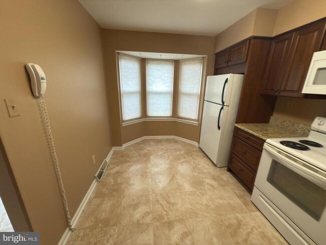 Building Photo - 305 Ward Ct Rental