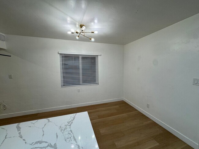 Photo - 569 Park Way Unit D