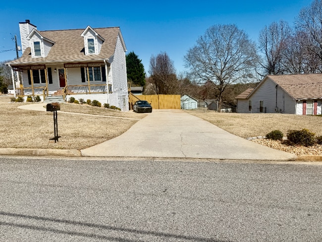 Photo - 3778 Clarendon Pl