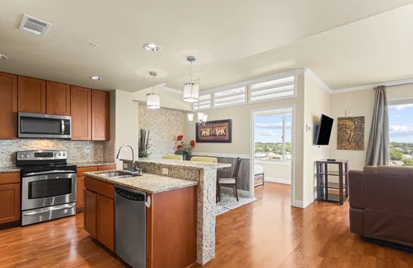 Building Photo - 215 Center St Unit 277.2