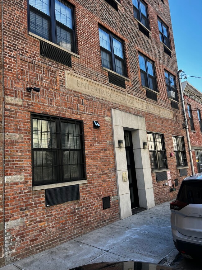 2575 22nd St Unit 2