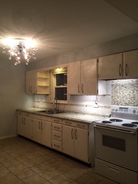 Building Photo - 817 E Jefferson St Unit Lower