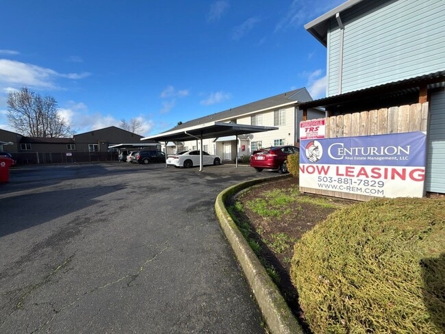 Photo - 1005 Boedies Dr