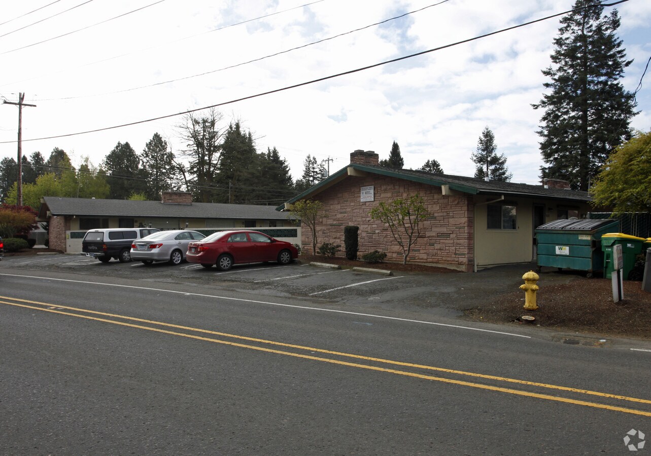 Photo - Denney Garden Court