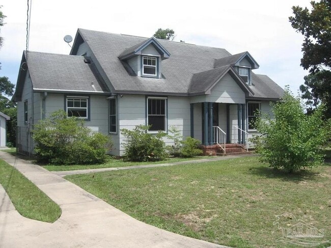 Building Photo - 2520 Magnolia Ave Rental