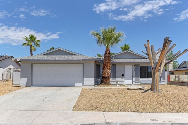 Building Photo - Charming single-story 3-bedroom, 2-bath home with no HOA!