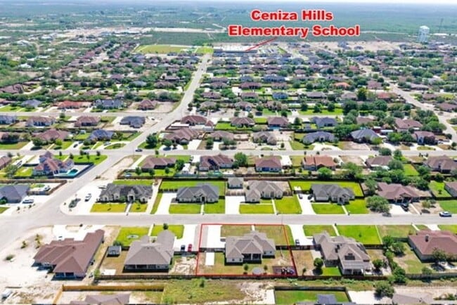 Photo - 406 Mountain View Dr