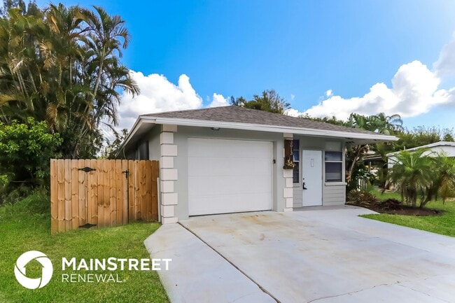 Photo - 3013 SE Banyan St