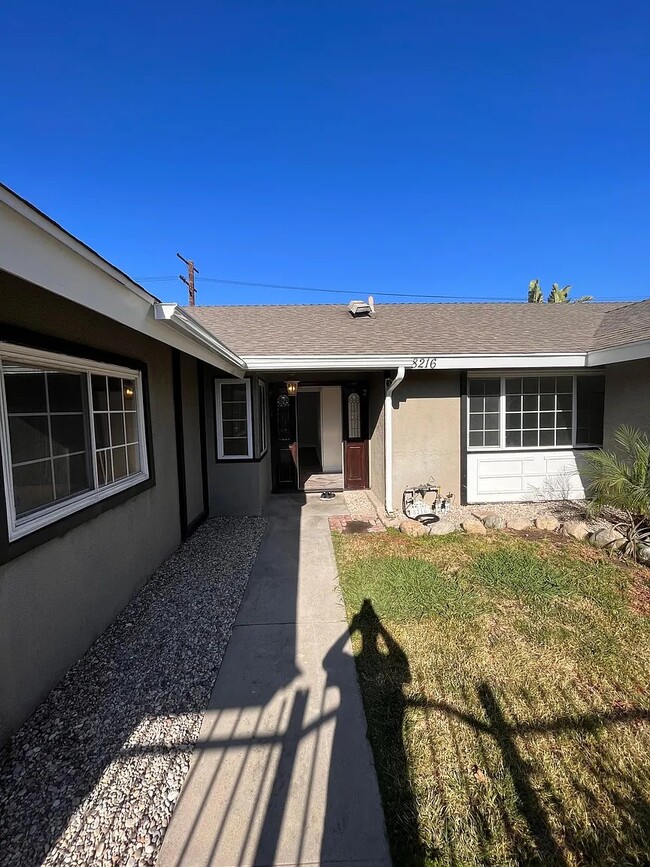 Photo - 8216 Glade Ave