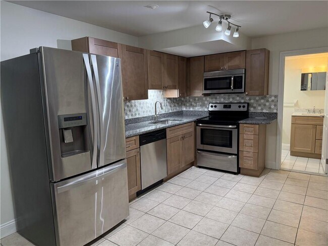 Photo - 1190 Charles St Unit 6