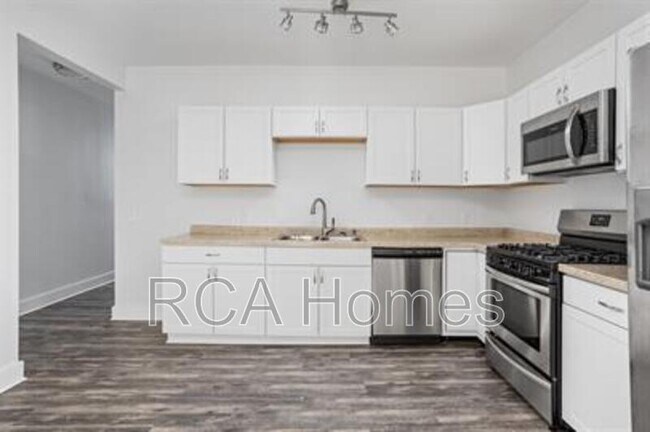 Photo - 1112 Pleasant St Unit 1