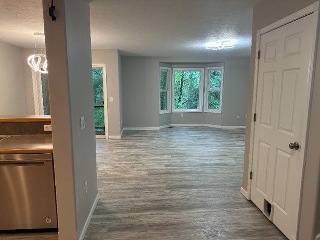 Photo - 4033 Sherwood Forest Dr