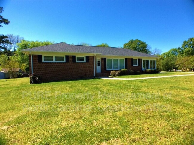 Photo - 128 Kensett Ave