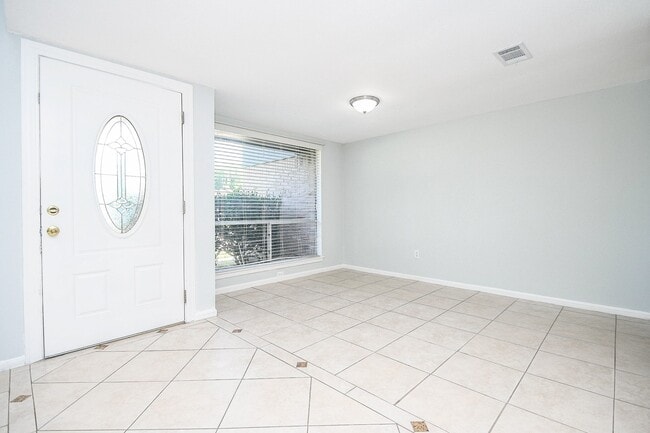 Photo - 2430 Long Reach Dr
