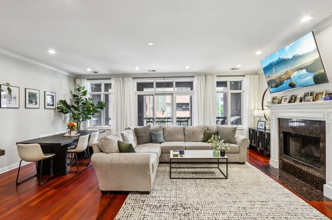 Photo - 1411 W Chicago Ave Unidad 2 Rental