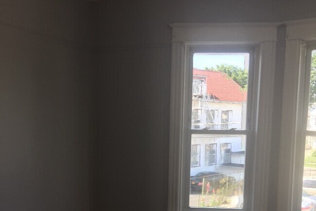 Photo - 104 Winnikee Ave Unit 1 floor