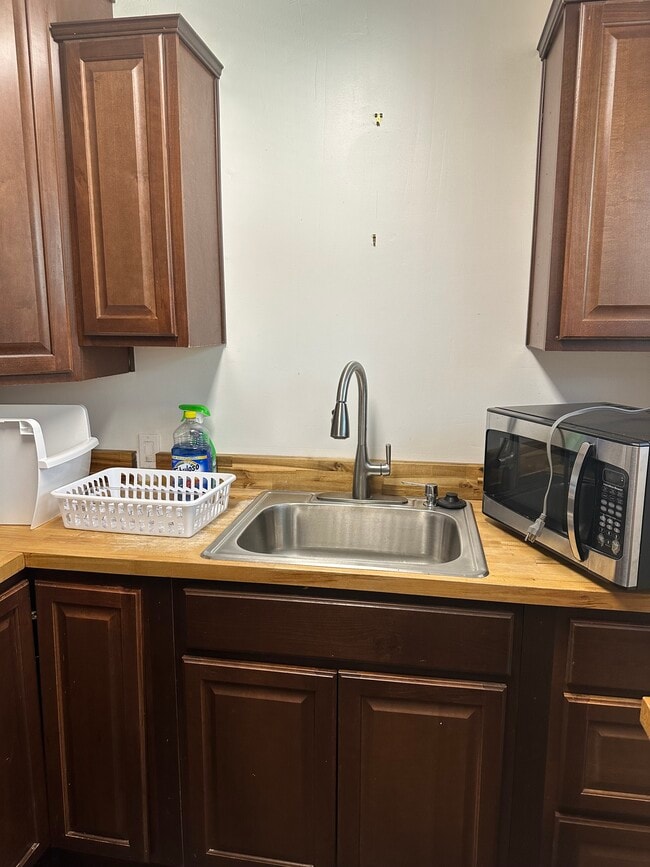 Photo - 1538 N Crescent Heights Blvd Unit Guest House