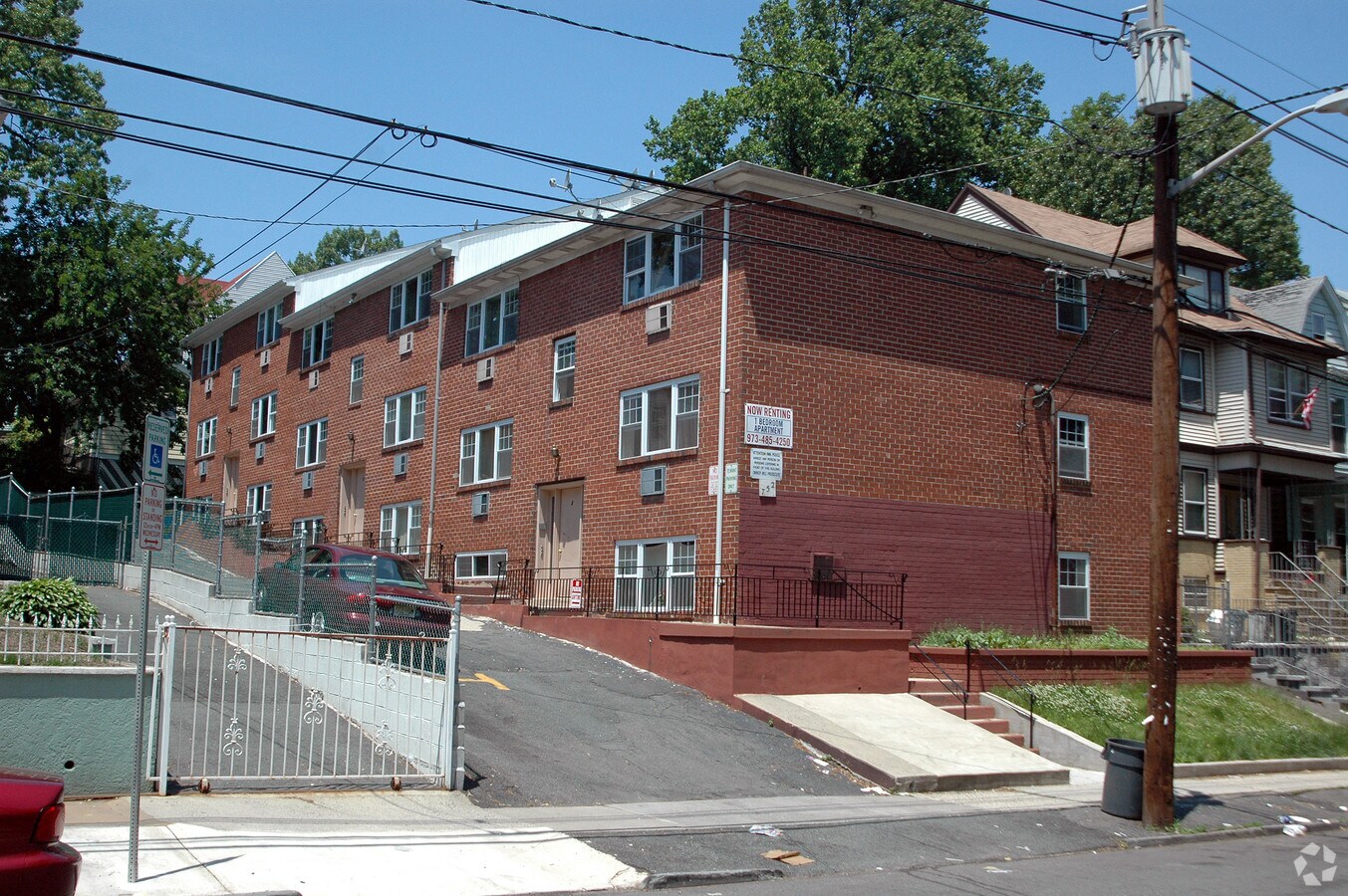 Photo - 752-756 Mount Prospect Ave