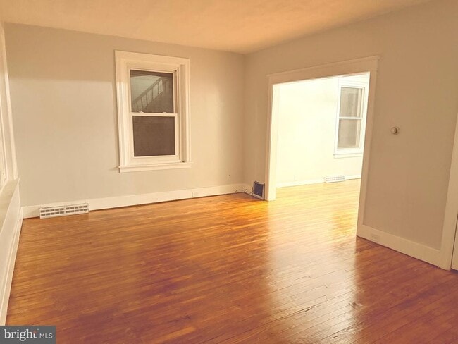 Photo - 399 Sunset Rd