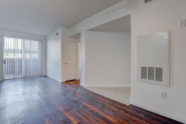 Photo - 231 W Horizon Ridge Pkwy Unit 917