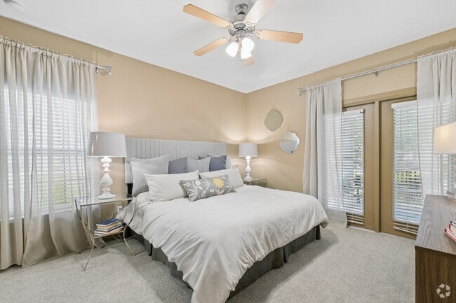 2BR, 2BA - 1,135SF - Primary Bedroom