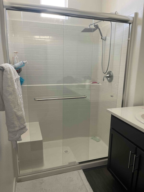 Photo - 5301 E Commerce Way