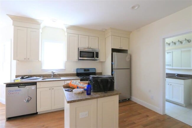 Photo - 221 Massachusetts Ave Unit 2