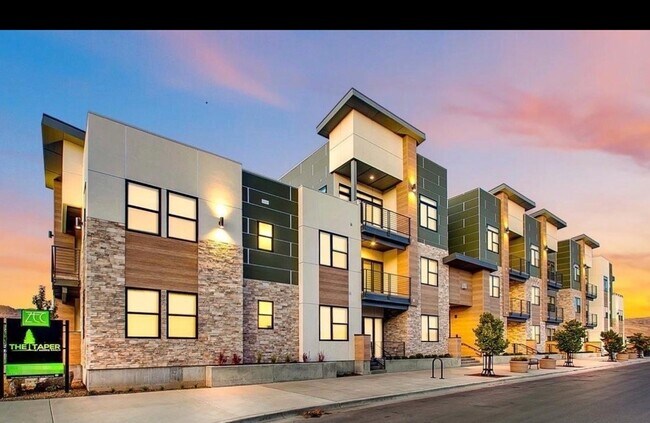 Photo - 3928 E Haystack St Townhome