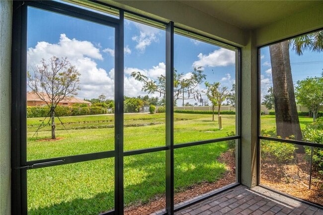 Photo - 126 Riverwalk Cir E