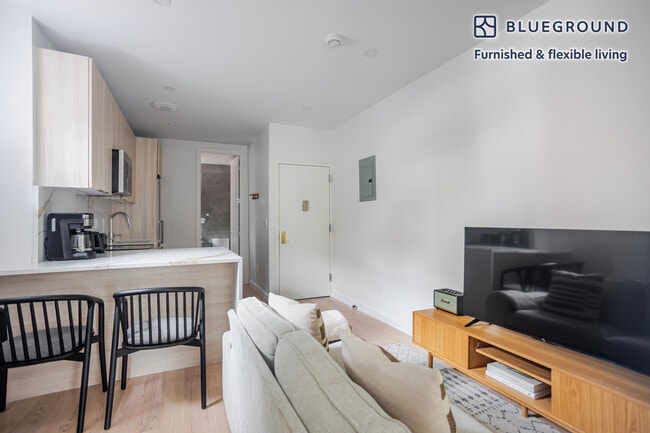 Photo - 159 Prince St Unidad SI FL1-ID2235