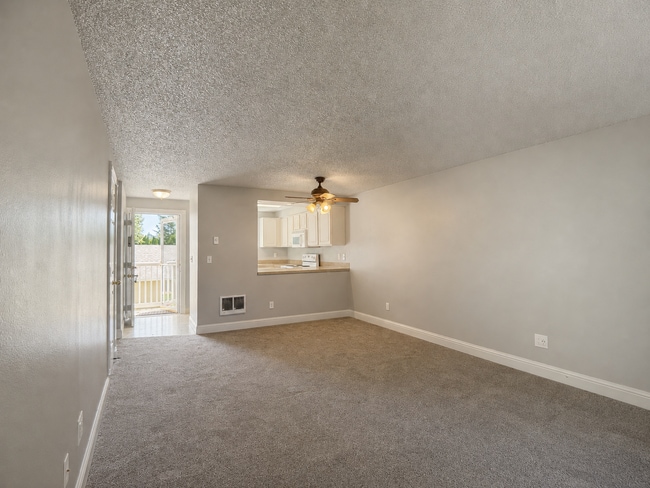 Photo - 13216 NE Salmon Creek Ave