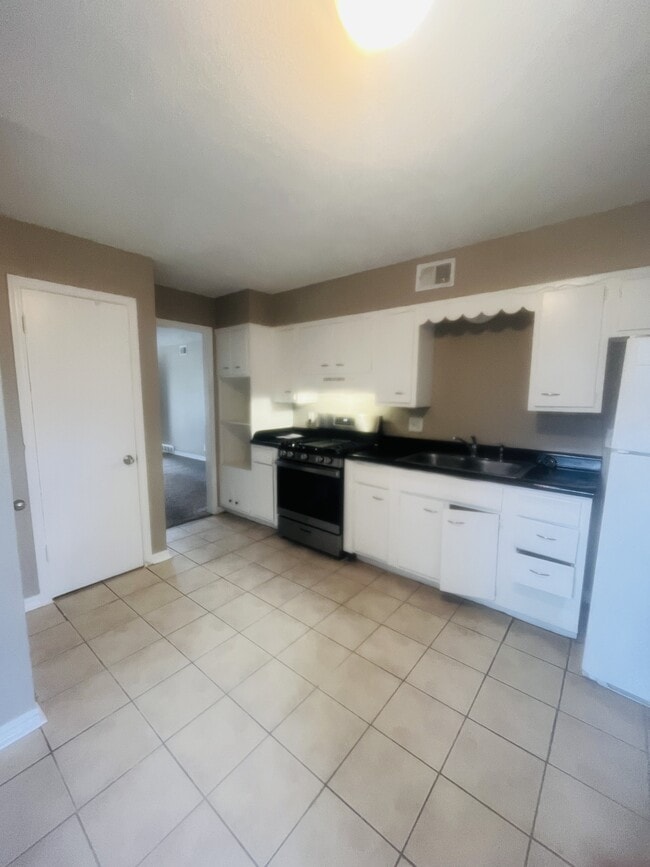 Photo - 416 NW 81st St
