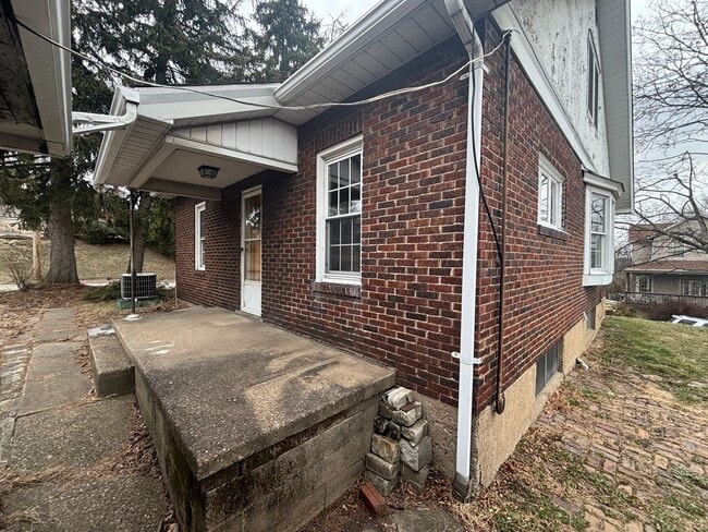 Photo - This is a Lease-to-Own – Not a typical rental.