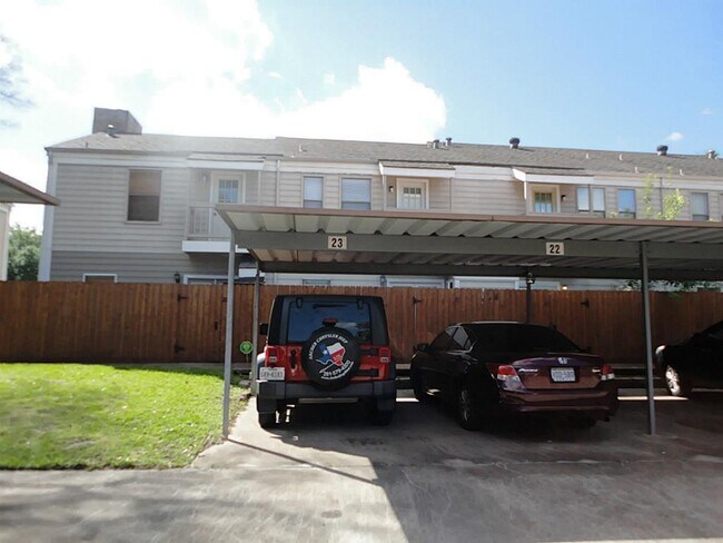 Photo - 11710 Southlake Dr Unit 22