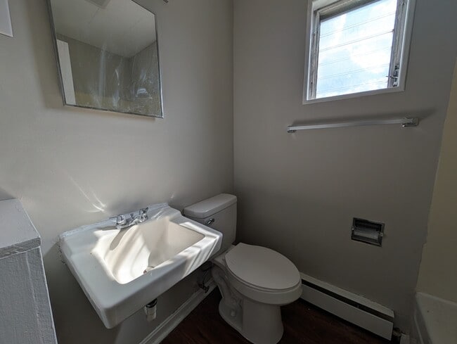 Photo - 2908 Memorial Ave